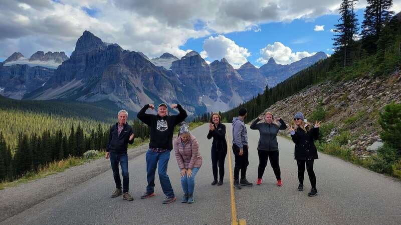 Calgary: 2-Day Banff National Park Highlights Summer Tour - Key highlights worth circling