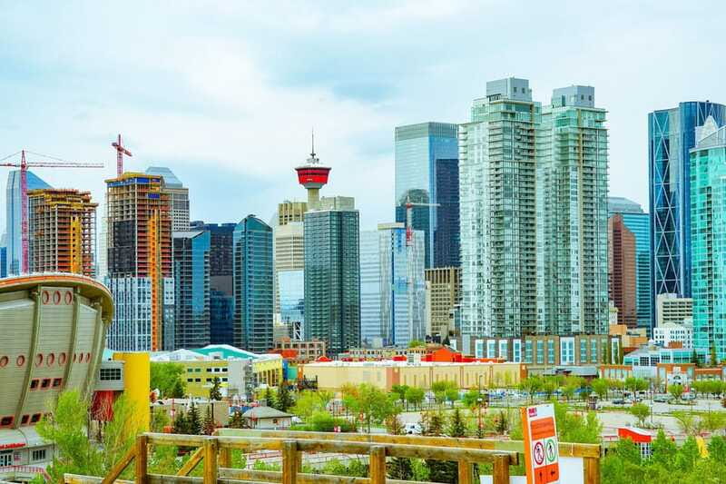 Calgary: 3-Hour Sightseeing Bus Tour - Studio Bell, Chinatown, and the East Village Stops That Add Texture