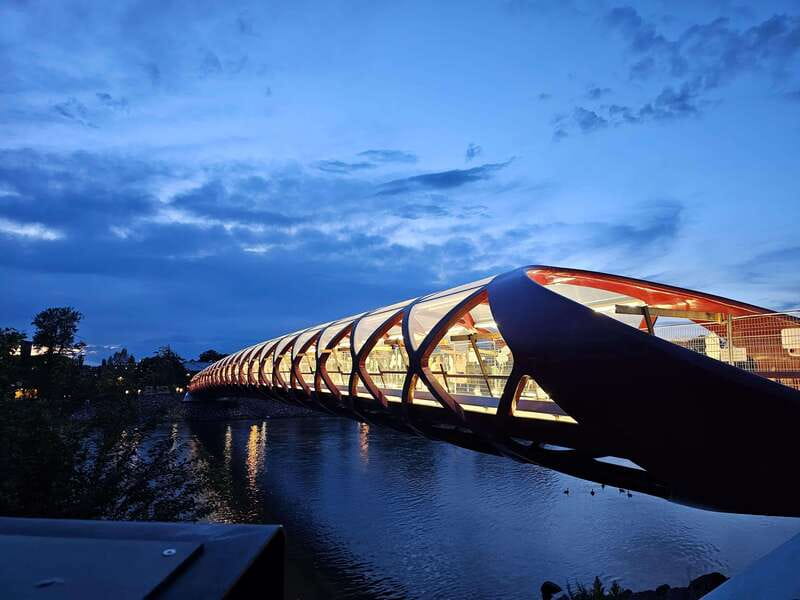 Calgary City Tour & Yamnuska Wolfdog Sanctuary Private Tour - Peace Bridge and Prince’s Island Park: the easy downtown break