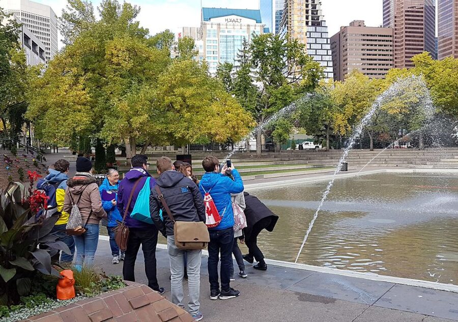 Calgary Downtown: 2-Hour Introductory Walking Tour - Guides and group pace, what the best feedback tells you