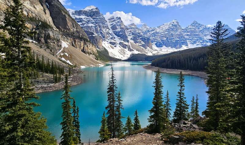 Calgary: Glaciers, Mountains, Lakes, Canmore and Banff Tour - Lake Louise: time for iconic photos and optional walking