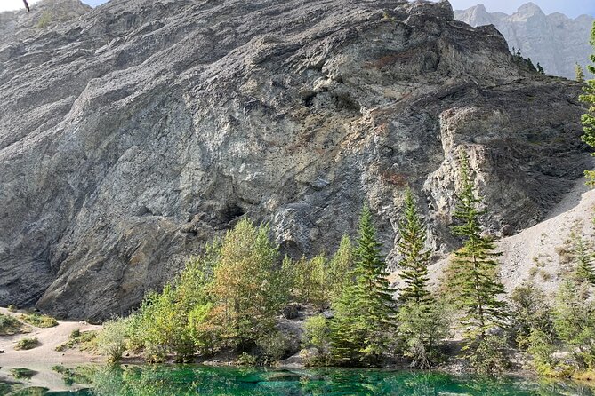 Canmore: LOST TOWNS and Untold Stories - Hiking Tour 3hrs - Guide-led storytelling, including Jacob’s mountain insights