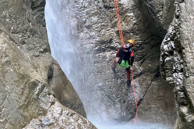 Canyoning half day - Heart Creek Canyon (beginner level) - What to wear and bring when your shoes will get fully soaked