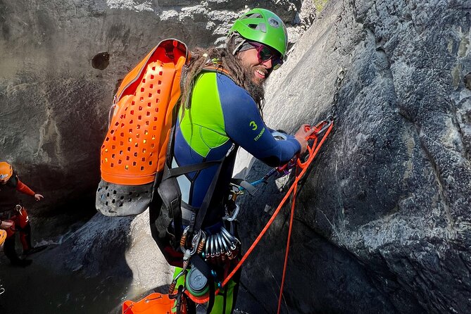 Canyoning half day - Heart Creek Canyon (beginner level) - Who should book this beginner half day, and who should reconsider