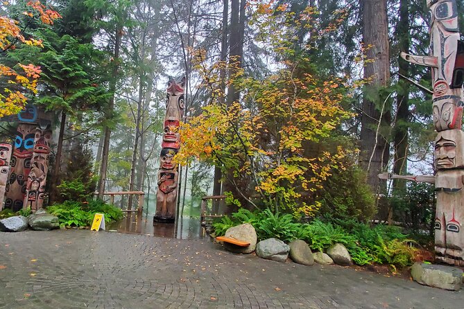 Capilano Suspension Bridge Canyon Lights & 4 Top highlights - Why This North Shore and Stanley Park Route Works