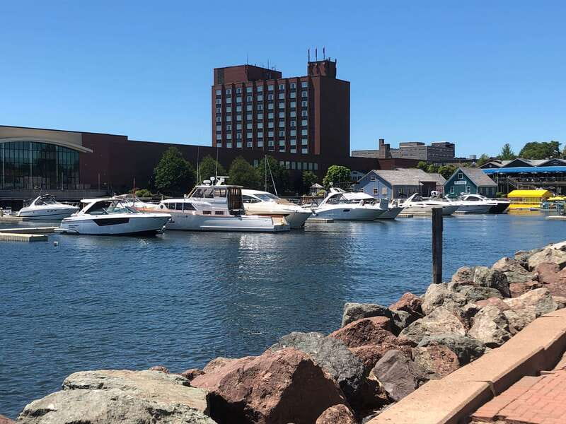 Charlottetown: Historical Architecture Guided Walking Tour - St. Dunstan’s Basilica: when the tour slows down for details