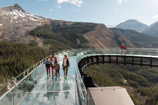 Columbia Icefield Adventure,Bow Lake,Peyto Lake in Banff & Jasper - Bow Lake: 30 minutes, glacier-fed turquoise, and what to look for