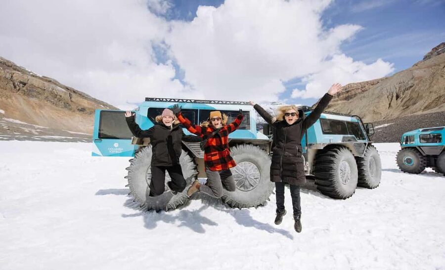 Columbia Icefield: Ice Odyssey Glacier Experience - Where you start: Columbia Icefield Glacier Adventure Centre