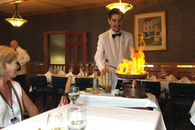 Combo Historical and Food Tour of Old Quebec - Mid-tour dining and Le Continental: where the “high-end” promise lands