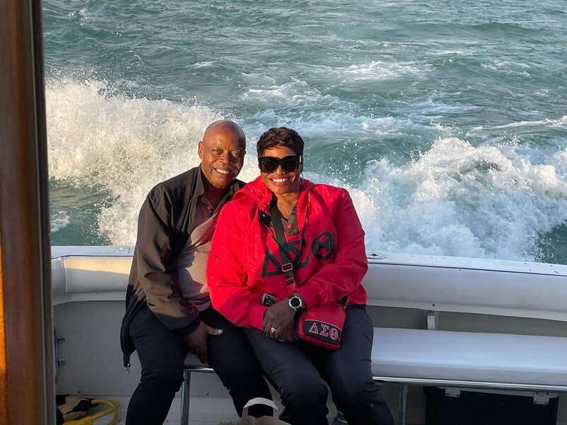 Detroit: Lake St. Clair Boat Cruise with Choice of Vessel - Picking the right vessel and making the marina meeting point work