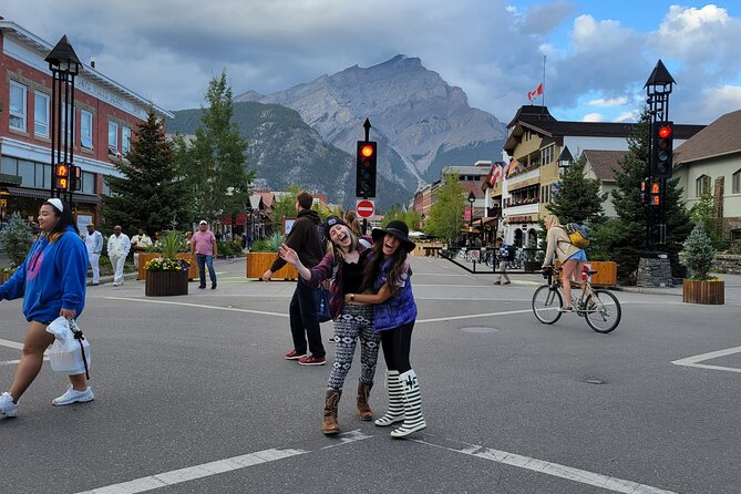 Discover Banff National Park - Premium Day Trip - Two Jack Lake: The “Mirror Moment” Stop