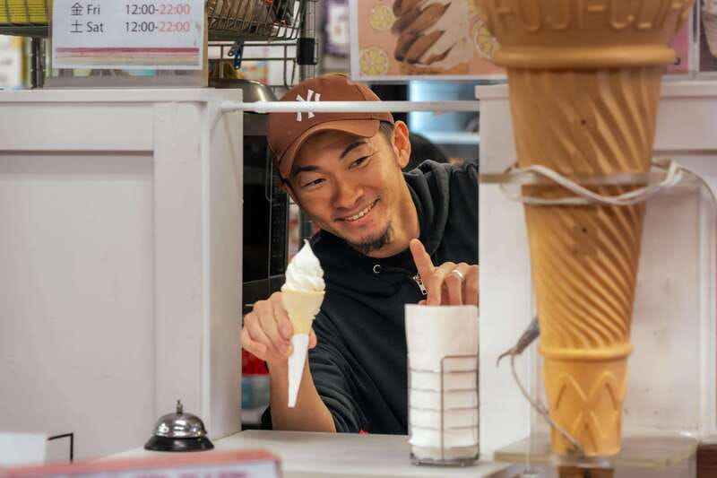 Downtown Vancouver: Asian Eats Walking Food Tour - Dining Etiquette Lessons That Make Eating Easier