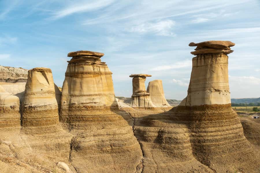 Drumheller: Dinosaurs, Canyons, & Hoodoos Day Tour - Why Drumheller feels like a different world