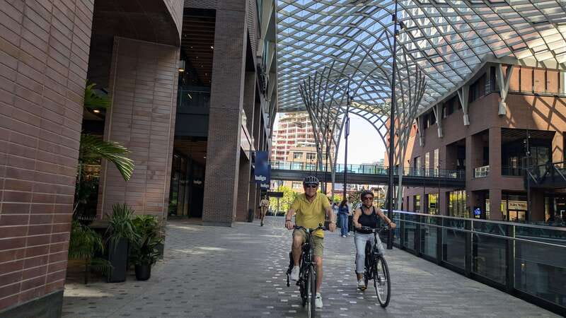 E-bike through Toronto's Dynamic Neighbourhoods - The route philosophy: neighborhoods over checkpoints