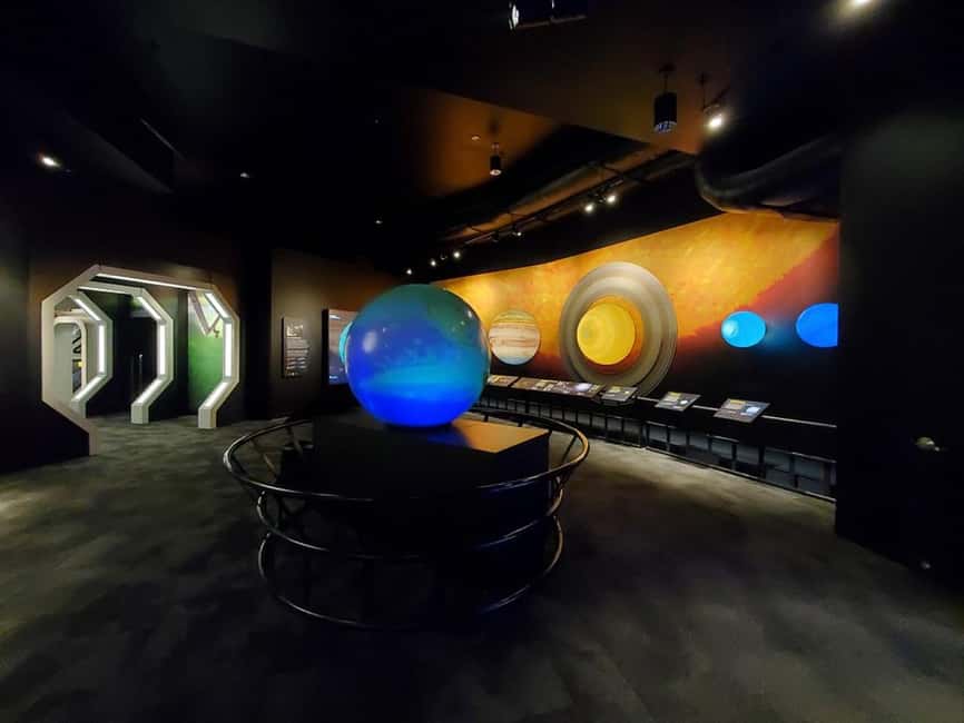 Edmonton: TELUS World of Science General Admission Ticket - Science Garage hands-on design and engineering, built for doing
