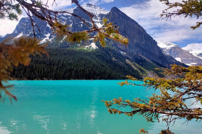 Emerald Lake , Moraine Lake, Lake Louise Marble Canyon Banff Town - Moraine Lake: The Seasonal Clock You Have to Respect