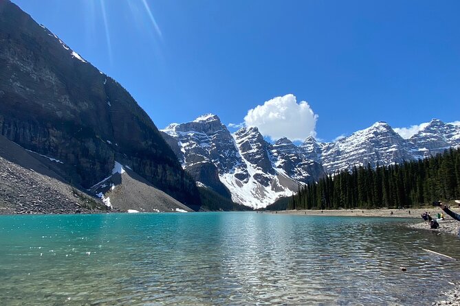 Emerald Lake , Moraine Lake, Lake Louise Marble Canyon Banff Town - Emerald Lake in Yoho: Crystal Water and Winter Fairytale Timing