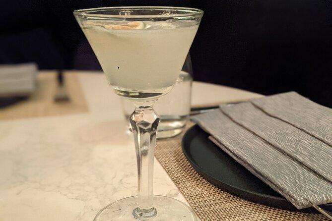 Evening Sip, Savor, Stroll Tour - Ending at the Empress Hotel: dessert and a gin and tonic at Q
