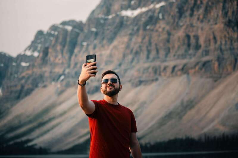 From Banff: Athabasca Glacier and Columbia Icefield Day Trip - Columbia Icefield Discovery Centre: your glacier launchpad
