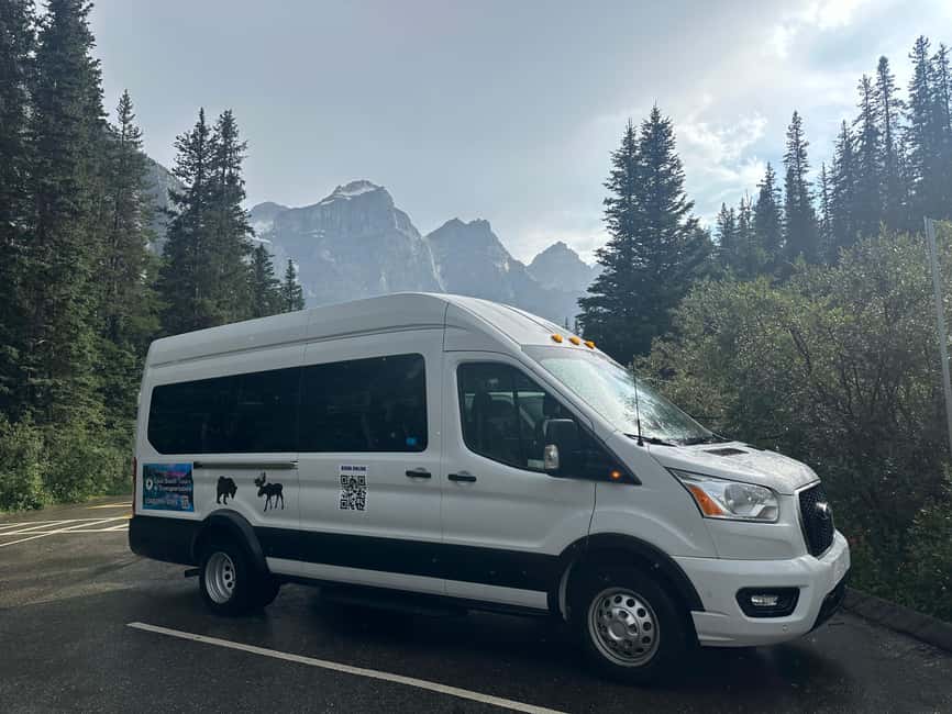 From Banff/Canmore: Moraine Lake, Lake Louise 1.5 hrs Each - Moraine Lake: turquoise views and peak drama with room to breathe