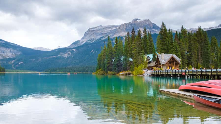 From Banff: Lake Louise, Emerald Lake & Takakkaw Falls - Key things to know before you go
