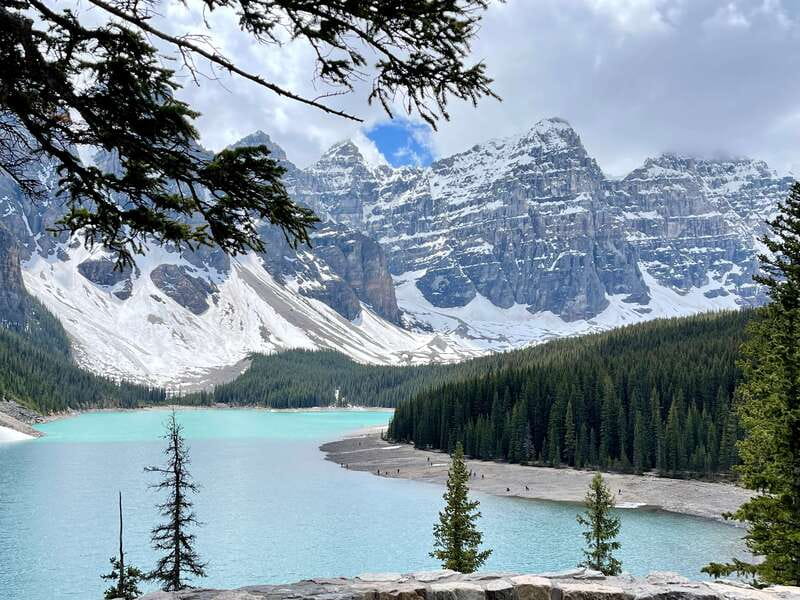 From Calgary: Banff & Yoho National Parks Private Day Tour - Emerald Lake plus Natural Bridge in Yoho National Park