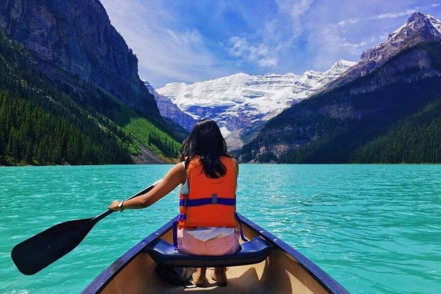 From Calgary: Explore 4 Stunning Lakes in Banff & Yoho - Four Lakes, One Smooth Day From Calgary