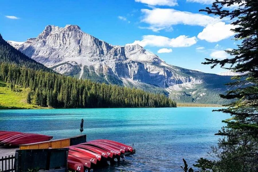 From Calgary: Explore 4 Stunning Lakes in Banff & Yoho - Banff Town Break: Food, Shops, and Reset Time