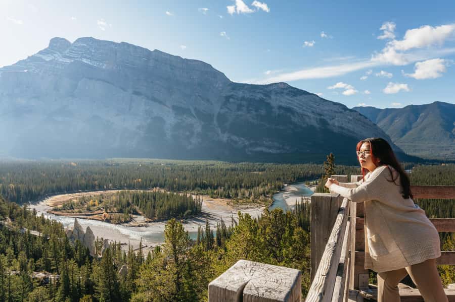 From Calgary: Private Banff National Park Day Trip - Lake Minnewanka and Two Jack Lake: the calmer side of the Rockies