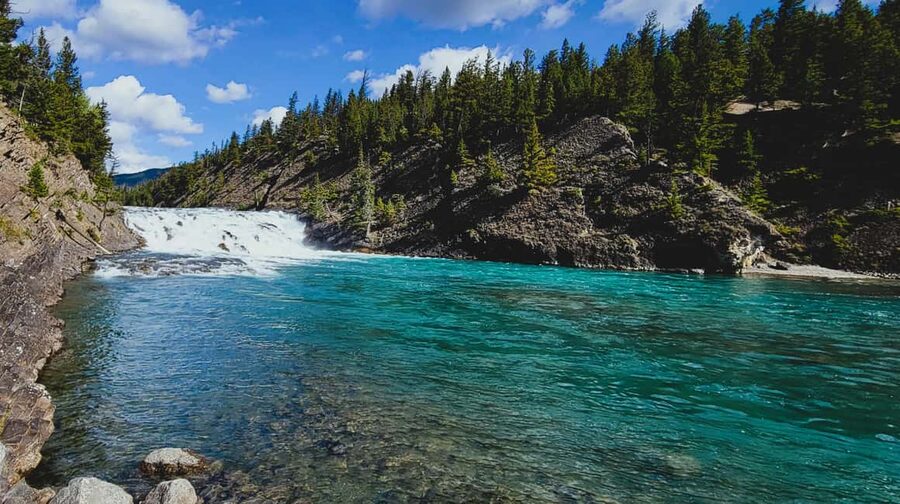 From Calgary to Banff: Day Trip with Wolfdog Sanctuary Visit - Canmore lunch stop: where you can actually eat like a person