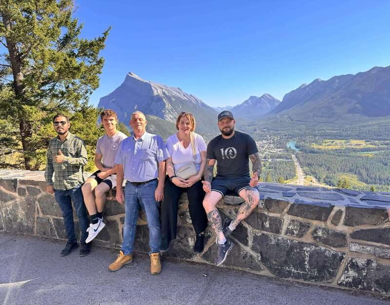 From Canmore/Banff: Icefields Parkway & Abraham Lake Bubbles - What to wear in Alberta winter, and how to avoid the common comfort mistakes