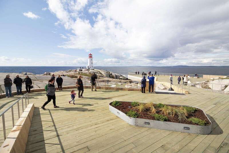 From Halifax: Peggy's Cove Bus Tour - Peggy’s Cove and Peggy’s Point Lighthouse: the main reason to come