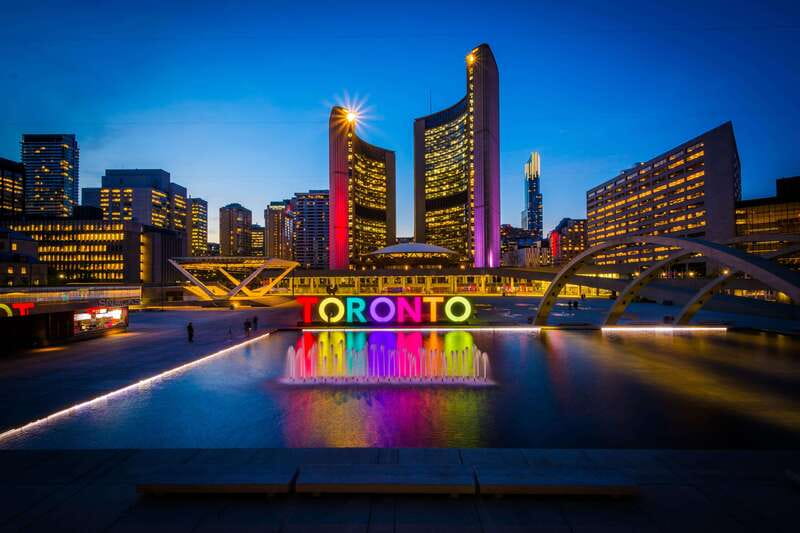 From Montreal: Toronto, Niagara Falls & 1000 Islands Tour - Should you book this Montreal to Toronto, Niagara, and 1000 Islands tour?