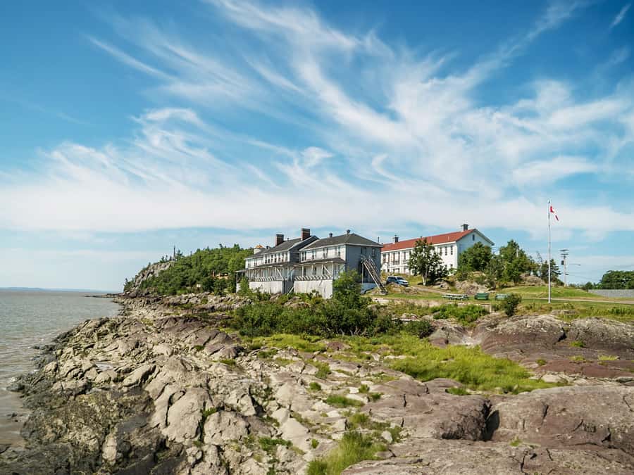 From Quebec City: Grosse Île Tour & Cruise + Bus Transfer - Island time, views, and how you move through the grounds