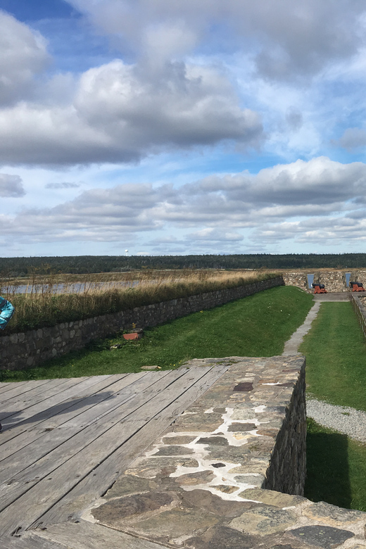 From Sydney, Canada: Walking Tour of Louisbourg Fortress - Arriving at Fortress Louisbourg: What the Walking Tour Feels Like