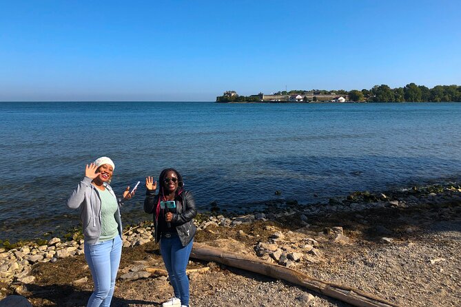 FROM TORONTO: Niagara Day Tour w/ Niagara on the Lake & Boat Ride - Table Rock and the Falls time: where you get your up-close moments
