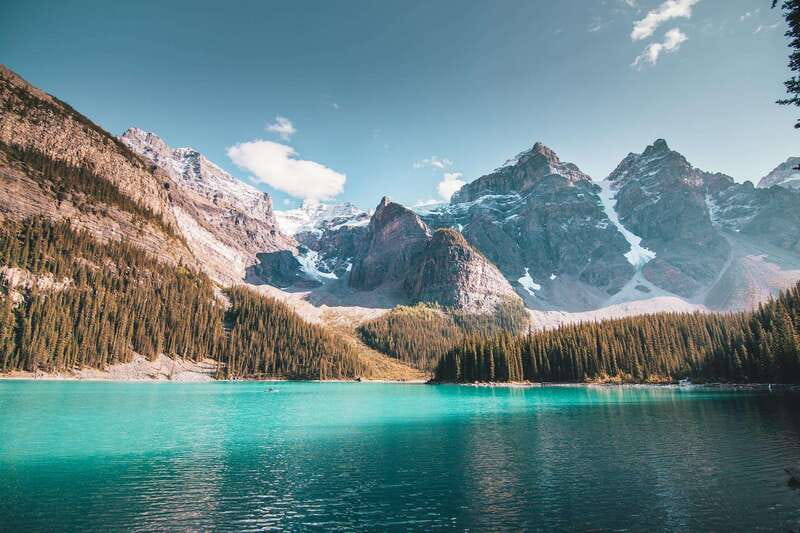 From Vancouver:4-Day Columbia Icefield & Banff National Park - Why this 4-day Rockies loop from Vancouver makes sense