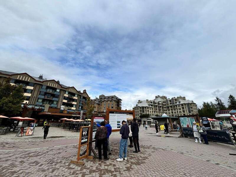 From Vancouver: Full-Day Whistler Tour - The guides: why humor and history make this feel smoother