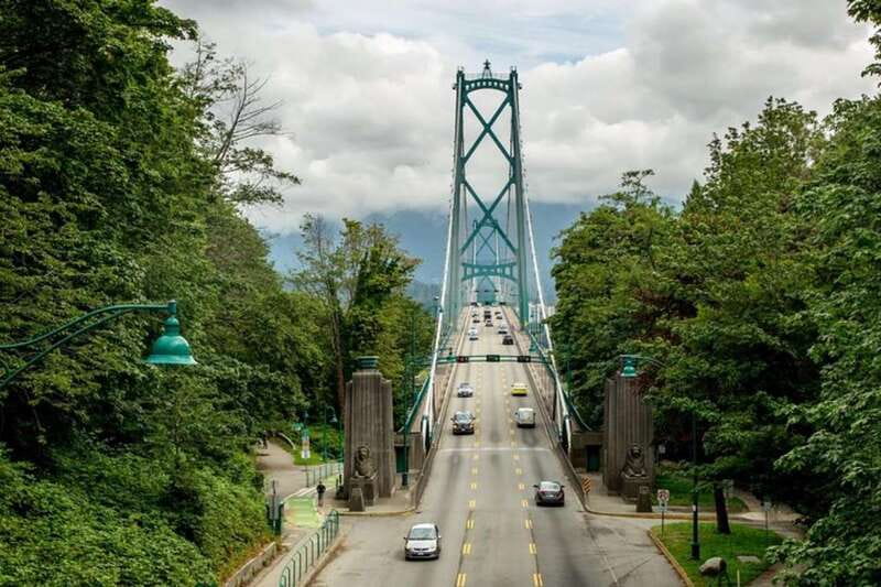 From Vancouver: Lighthouse Park & Horseshoe Bay Hiking Tour - Downtown pickup, then coffee or tea at Horseshoe Bay