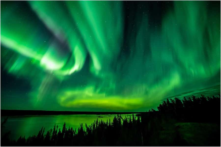 Full-Day Yellowknife Tour with Northern Lights/Aurora View - The aurora hunting night: remote sites, heated vehicles, and real guidance