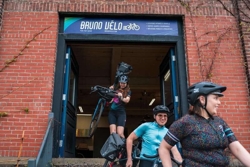 Gravel rental - Au Canal-de-Lachine - Bike fitting and real riding tips that matter for first timers