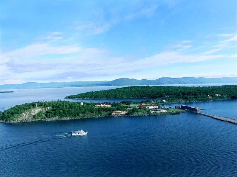 Grosse-Île: Irish Immigrant Memorial Cruise & Tour - Grosse-Ile’s role in Irish immigration, 1832 to 1937