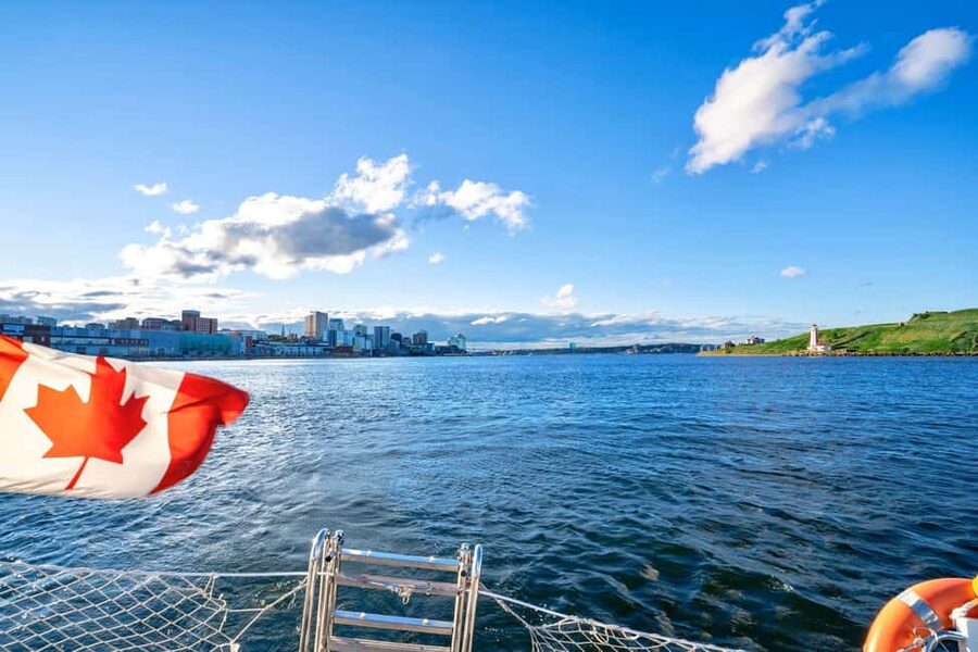 Halifax: Best of Halifax Harbour Tour - Entering Halifax Harbour Views: Navy Dockyard and Pier 21 From Water Level