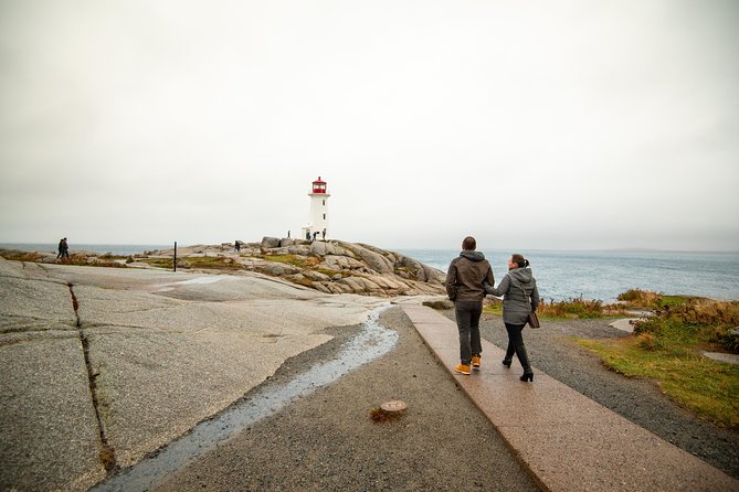 Halifax Premium Tour: Peggy's Cove, Citadel & Titanic Cemetery - Fairview Lawn Cemetery: a short Titanic moment you should not rush