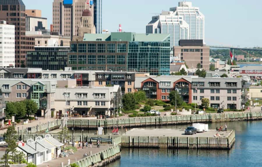 Halifax Small-Group Express To Peggy’s Cove - Comfort, rules, and what to pack for a short coastal day
