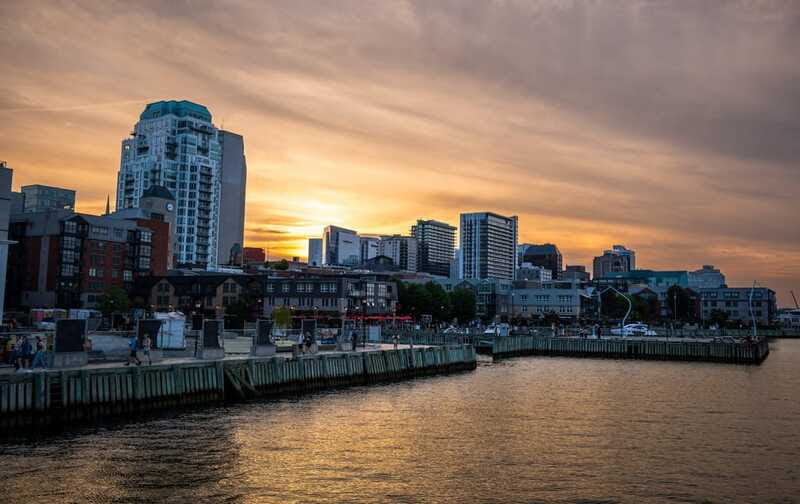 Halifax Sunset Cruise Aboard the Tall Ship Silva - Golden Hour on the Halifax Waterfront, Plus a Short Photo Stop