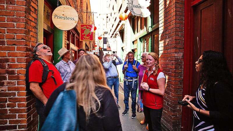 Iconic & Obscure Victoria Walking Tour - Who This Tour Suits Best in Victoria