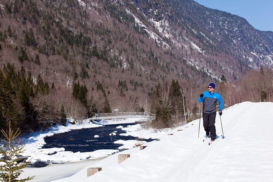 Jacques-Cartier National Park: Skiing Excursion - Practical Tips: What to Bring and How to Stay Comfortable