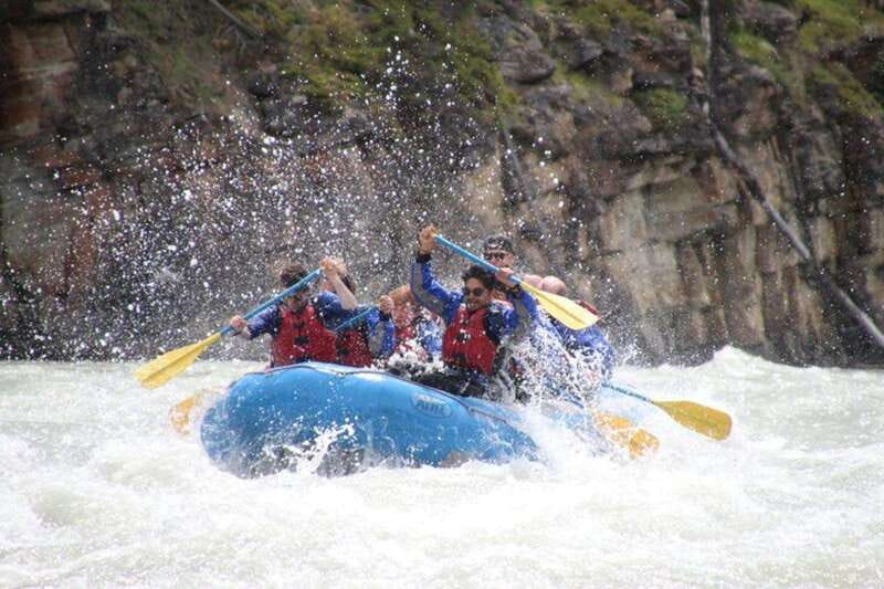 Jasper: Athabasca Falls River Rafting Adventure - Getting There in Jasper: Meeting Point and Timing That Actually Works