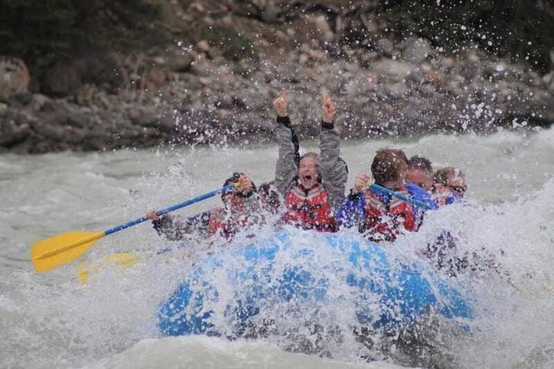 Jasper: Athabasca River Mile 5 Whitewater Rafting Tour - Weather, clothing, and the wet-fact you should plan for